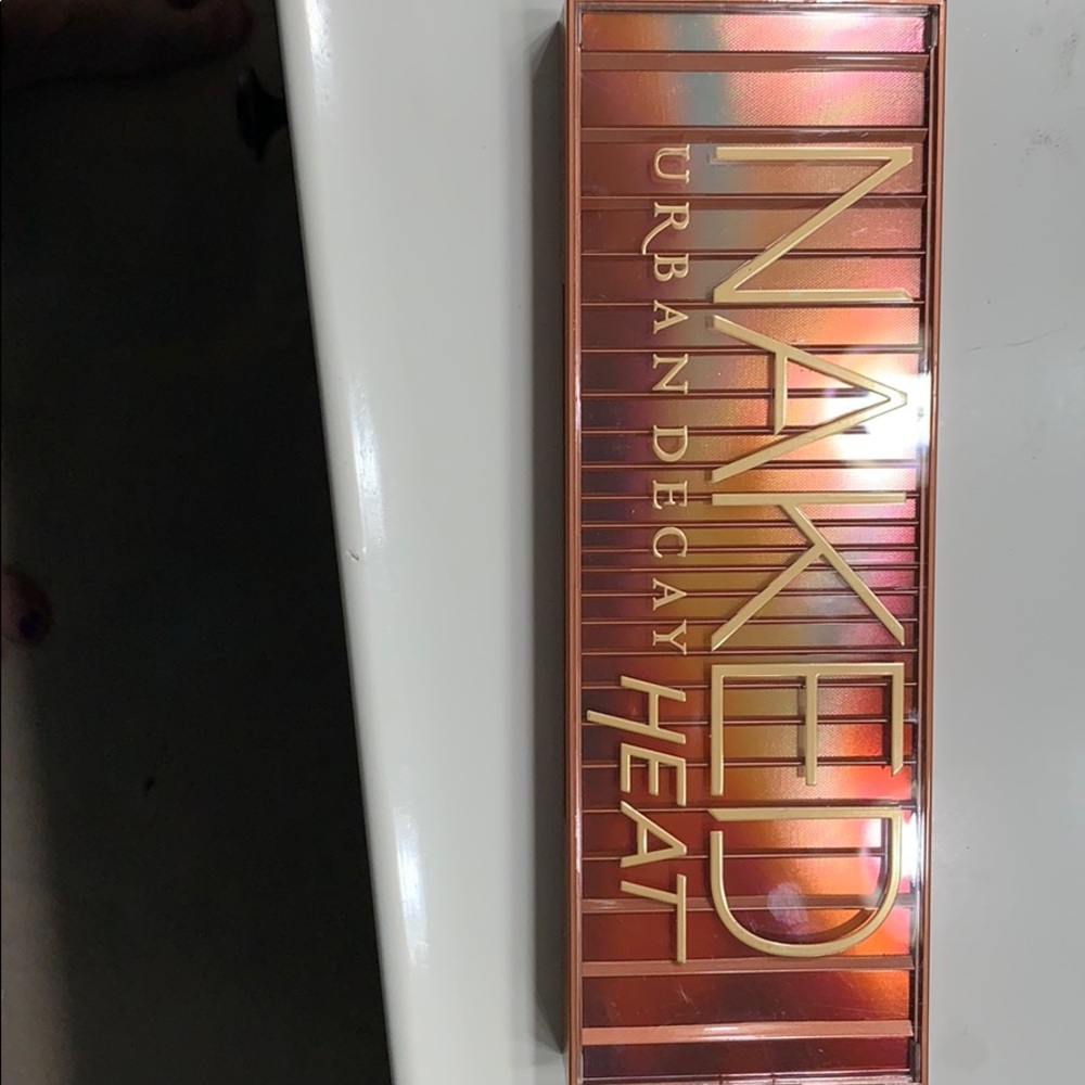 Urban Decay Naked Heat